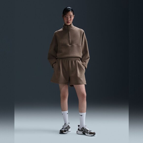 Nike Pants - NWT Womens Nike Size M Mink Brown Ironestone Impossibly Soft Dri FIT Shorts